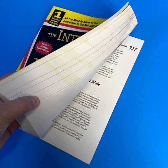 The Internet for Windows 98 for Dummies by Margaret Levine Young - Picture 7 of 8